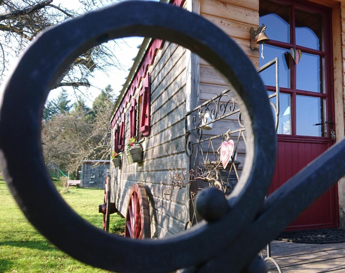 Roulotte Le Temps De Rever Bed and Breakfast Saint-Michel-sur-Meurthe Exterior foto