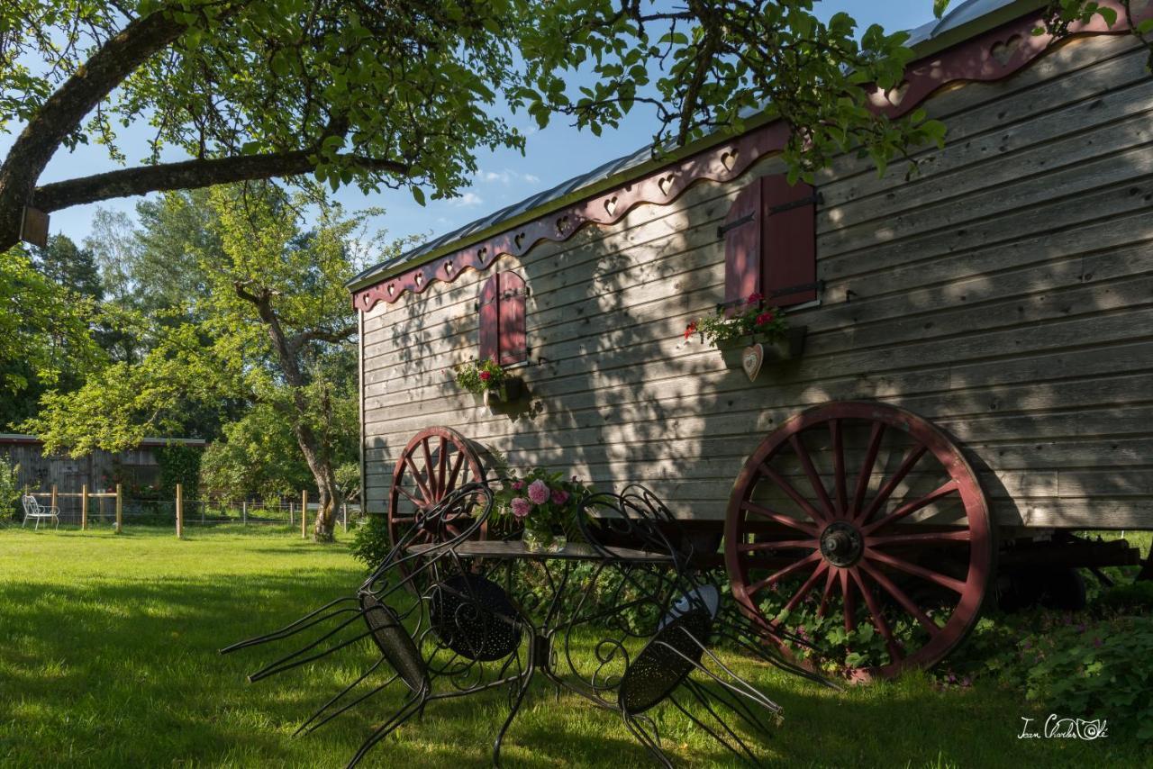 Roulotte Le Temps De Rever Bed and Breakfast Saint-Michel-sur-Meurthe Exterior foto