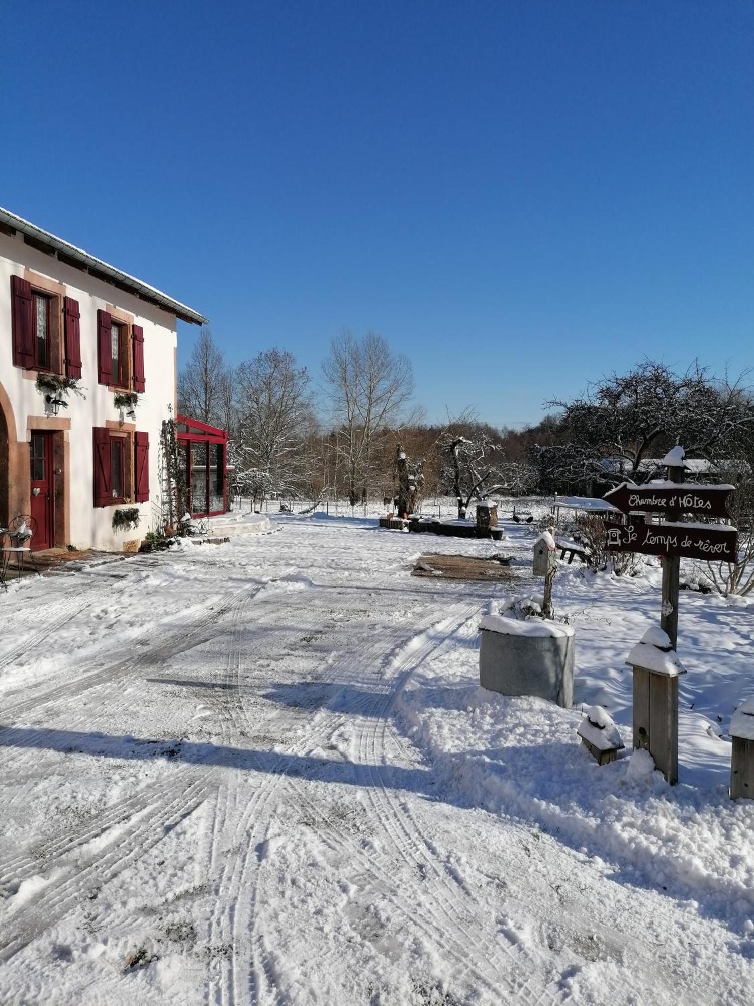 Roulotte Le Temps De Rever Bed and Breakfast Saint-Michel-sur-Meurthe Exterior foto